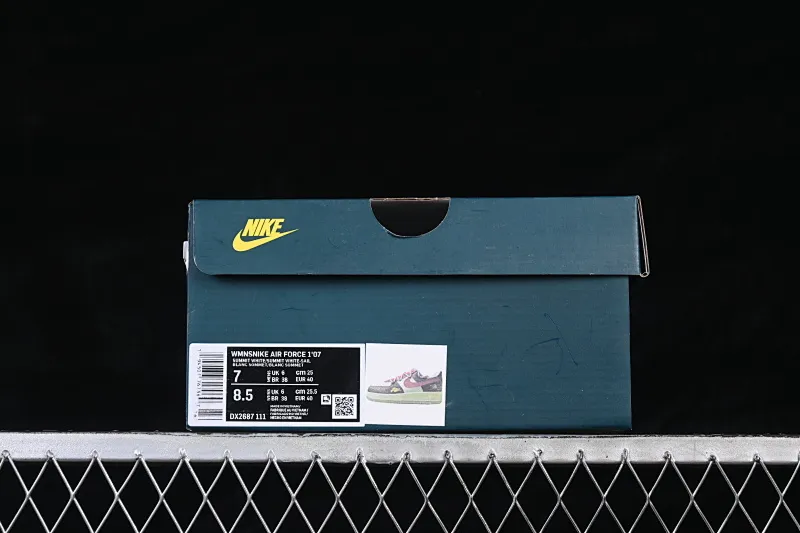 All categories Nk Air Force 1 Air Force series Nk Air Force 1 Low Air Force low-top Nike Air Force 1'07 Low "Ink Pattern Fortune" Hand-painted graffiti Year of the Horse Chinese style limited edition Air Force 1 low-top casual sneakers DX2697-111